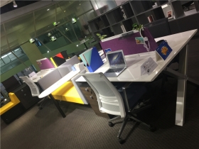 美林時(shí)尚展廳